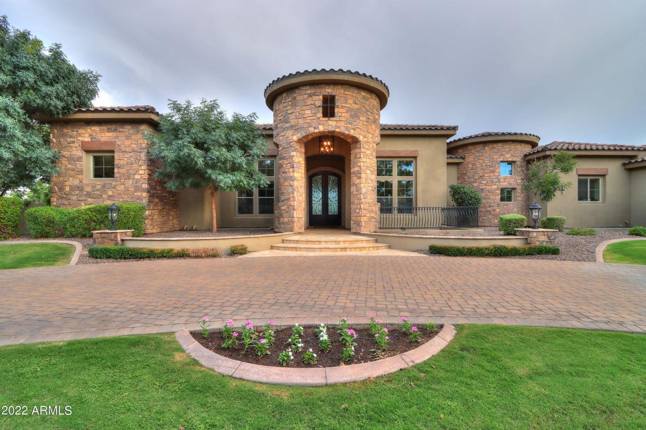 20465 E Via De Palmas, Queen Creek, AZ 85142