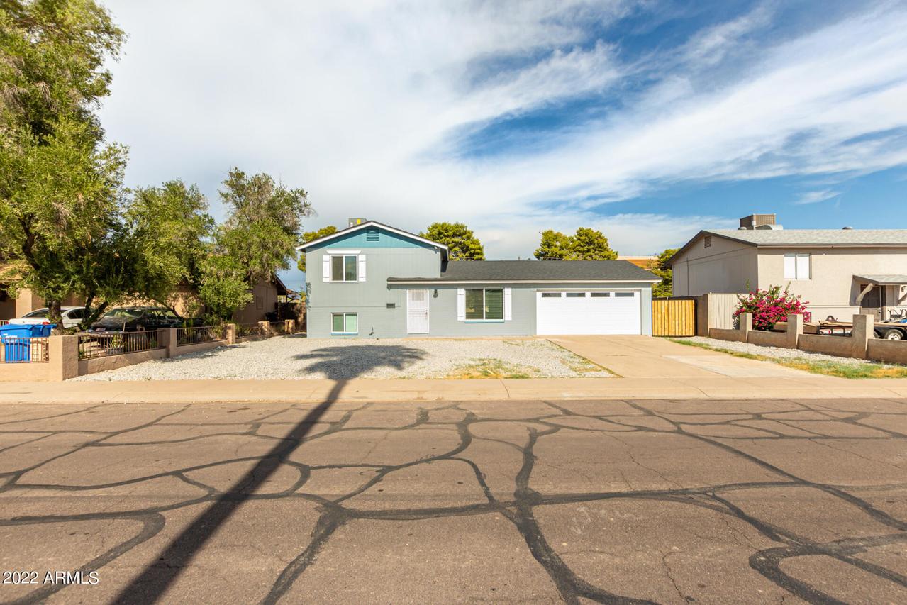 3323 N 75th Dr., Phoenix, AZ 85033