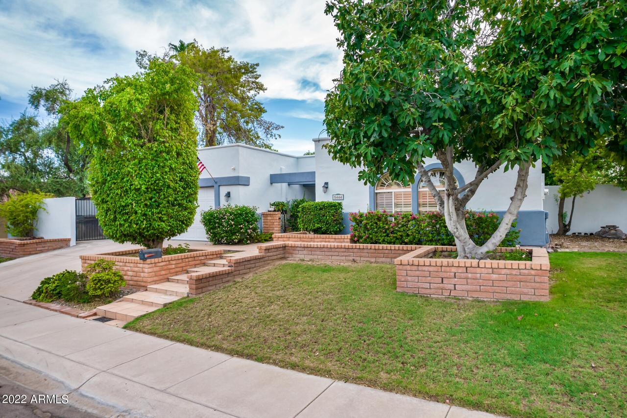 5444 S Lighthouse Ln., Tempe, AZ 85283