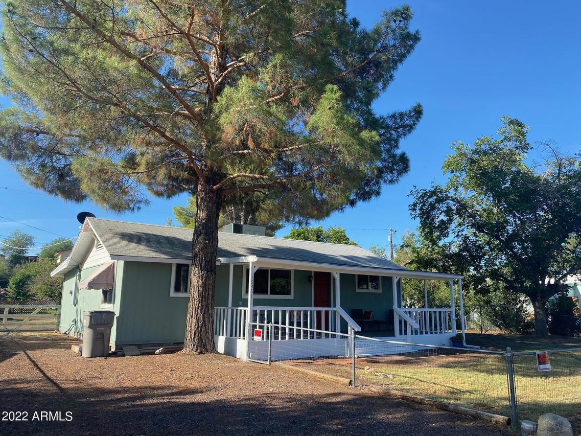 19261 E Abbott St., Black Canyon City, AZ 85324