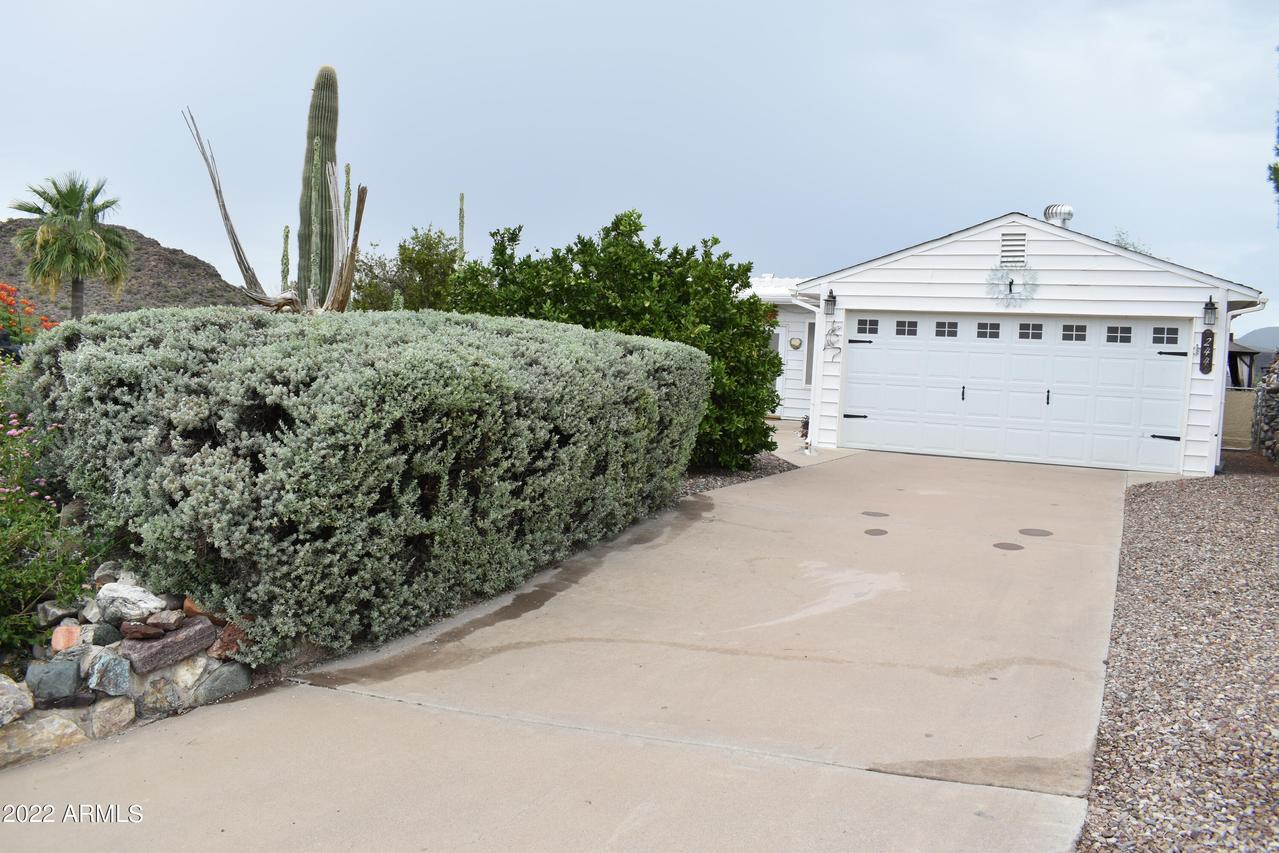 244 W Sahuaro Dr., Queen Valley, AZ 85118