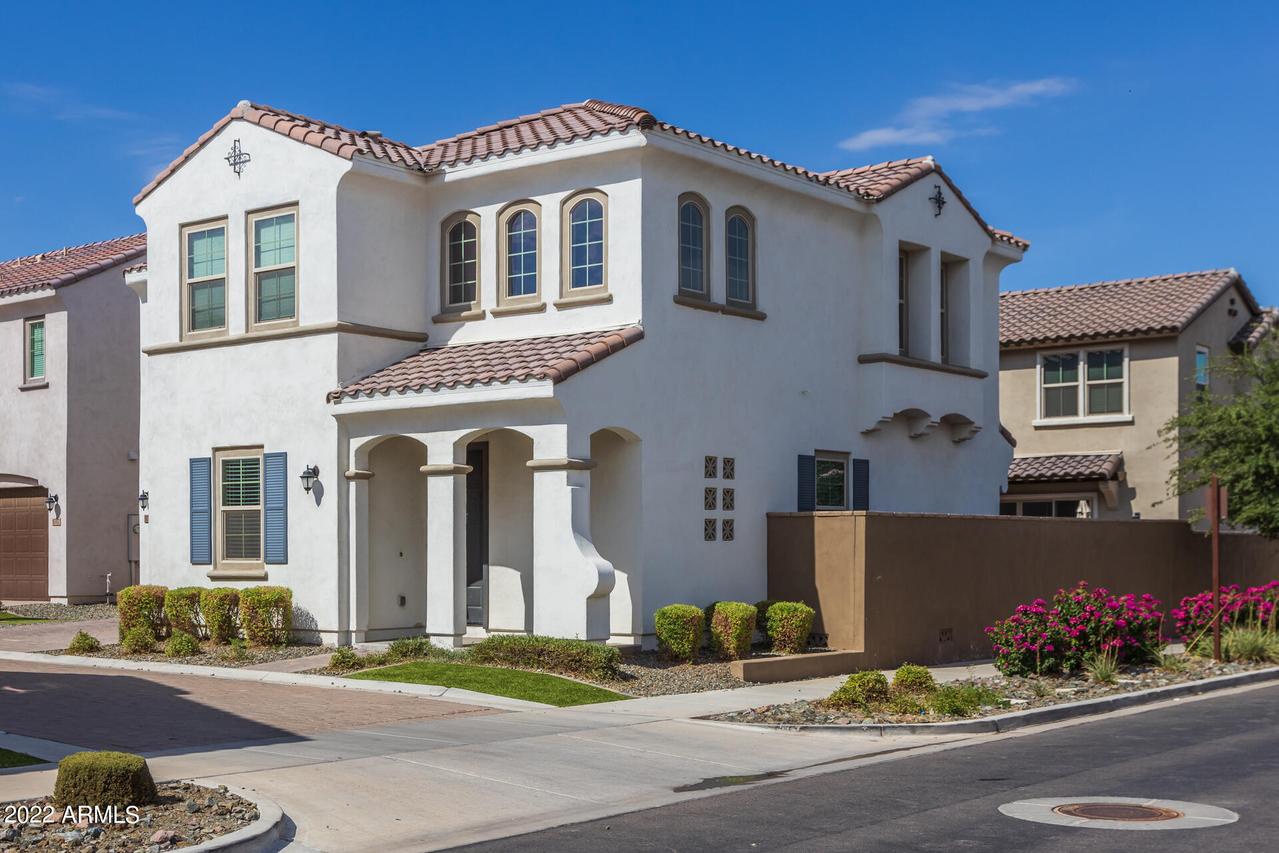 9745 E Axle Ave., Mesa, AZ 85212