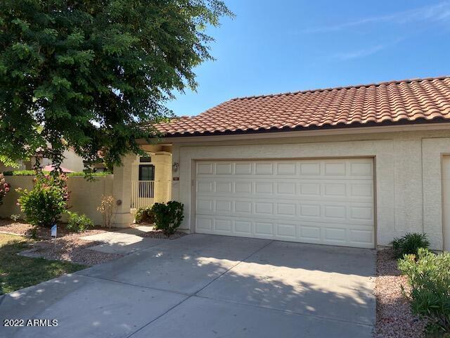 913 E Mcnair Dr., Tempe, AZ 85283