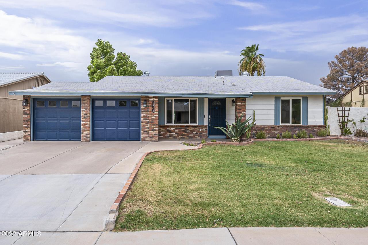 2703 N Pennington Dr., Chandler, AZ 85224
