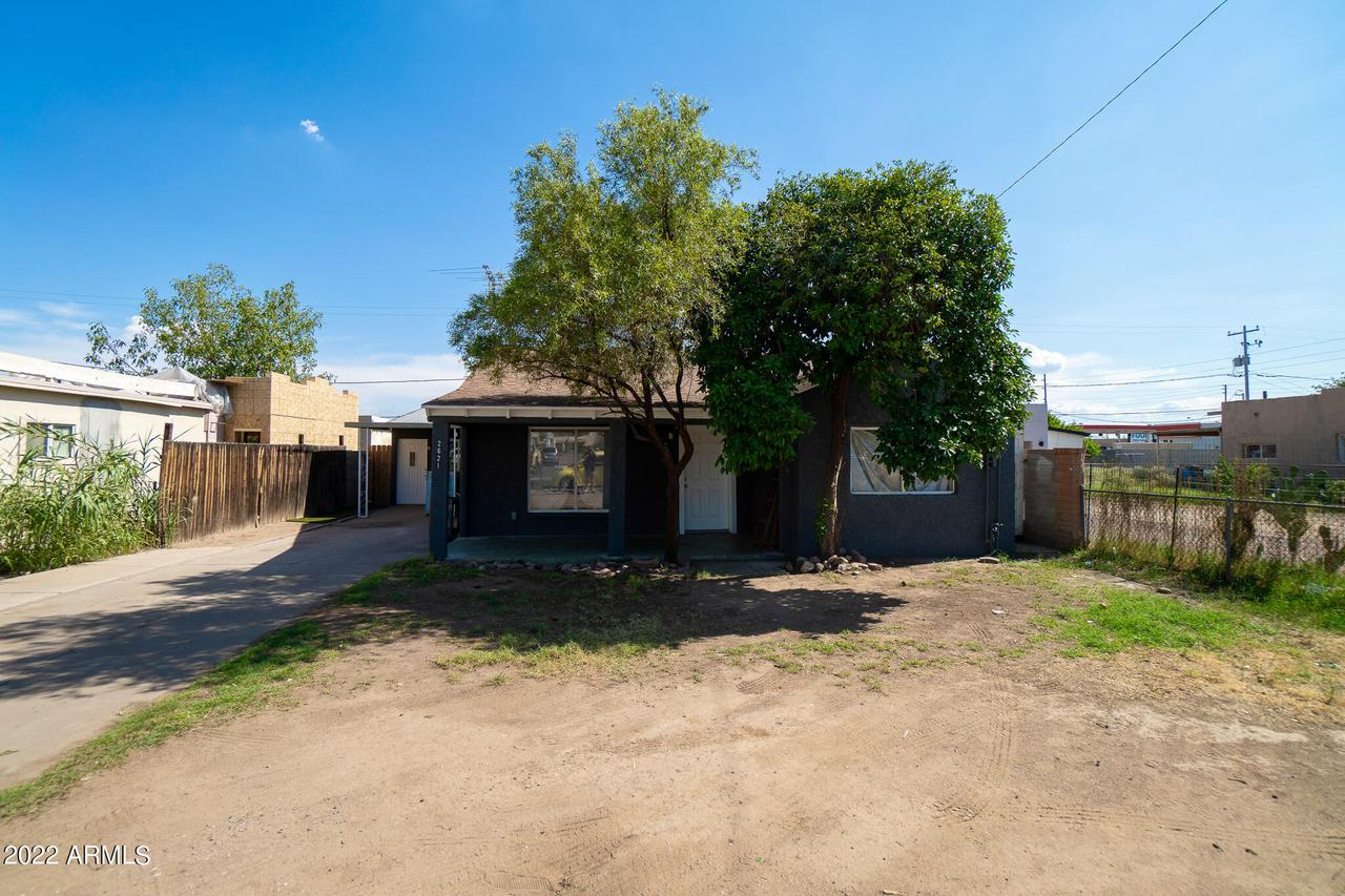 2621 W Melvin St., Phoenix, AZ 85009