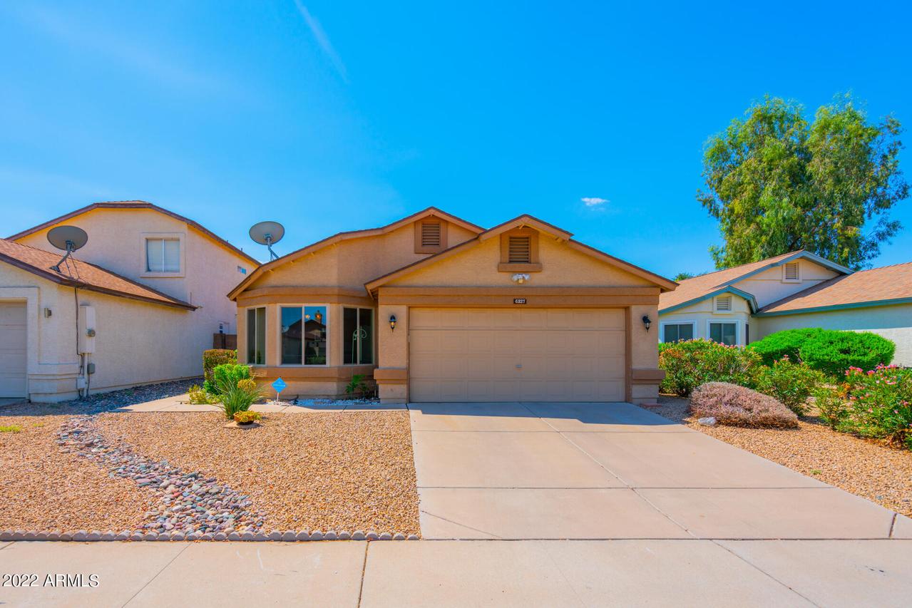 6327 W Golden Ln., Glendale, AZ 85302