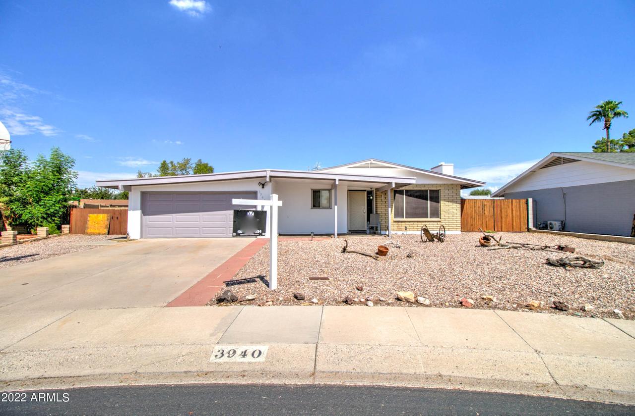 3940 W Barnes Ln., Phoenix, AZ 85051