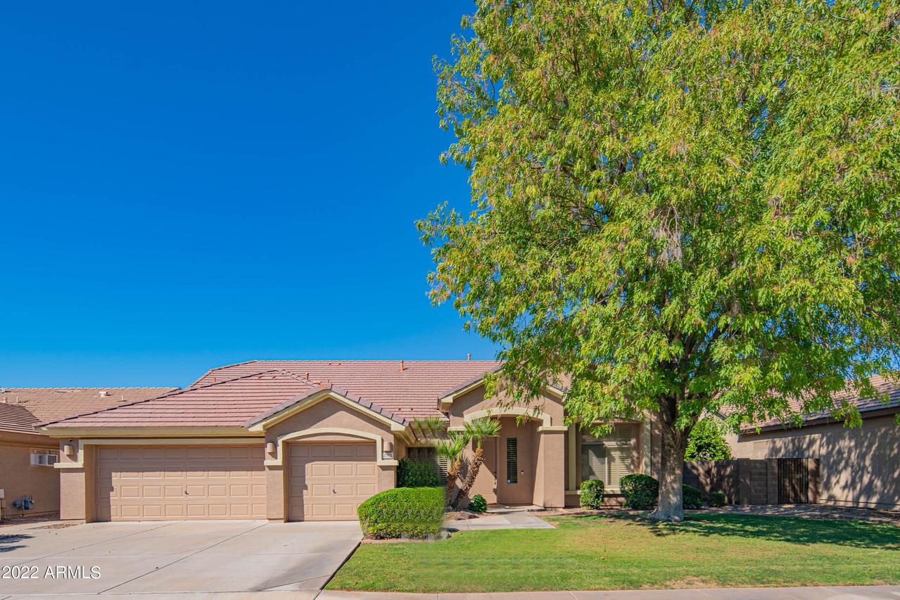 2372 W Musket Way, Chandler, AZ 85248