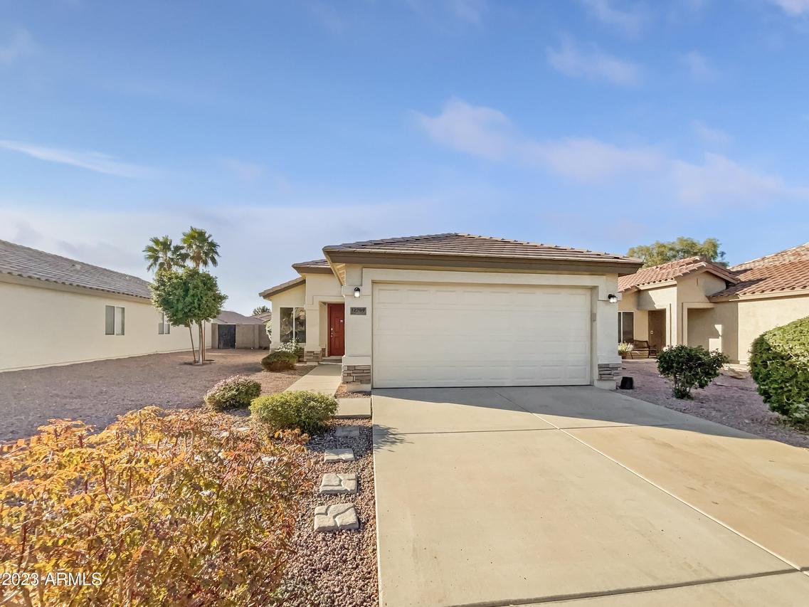 12709 W Laurel Ln., El Mirage, AZ 85335