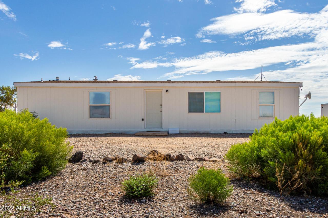 6033 N 377th Ave., Tonopah, AZ 85354