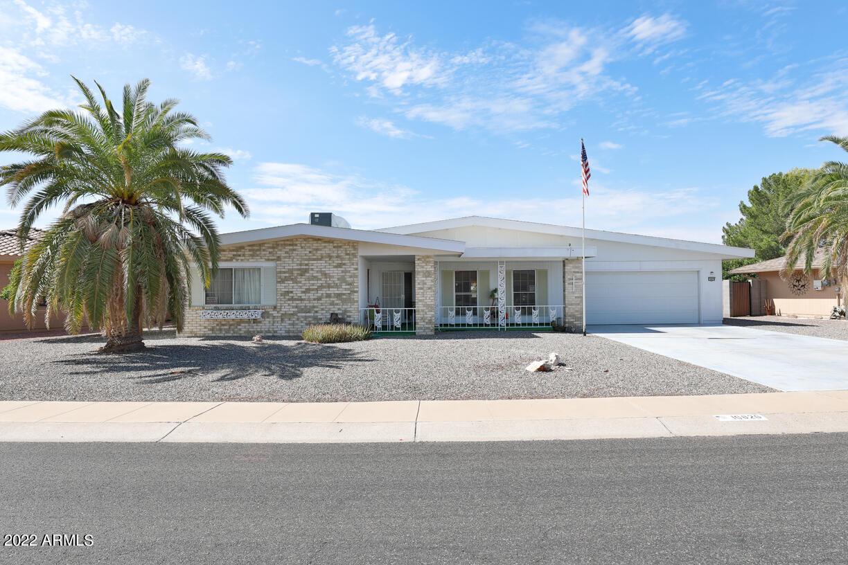 16826 N Meadow Park Dr., Sun City, AZ 85351