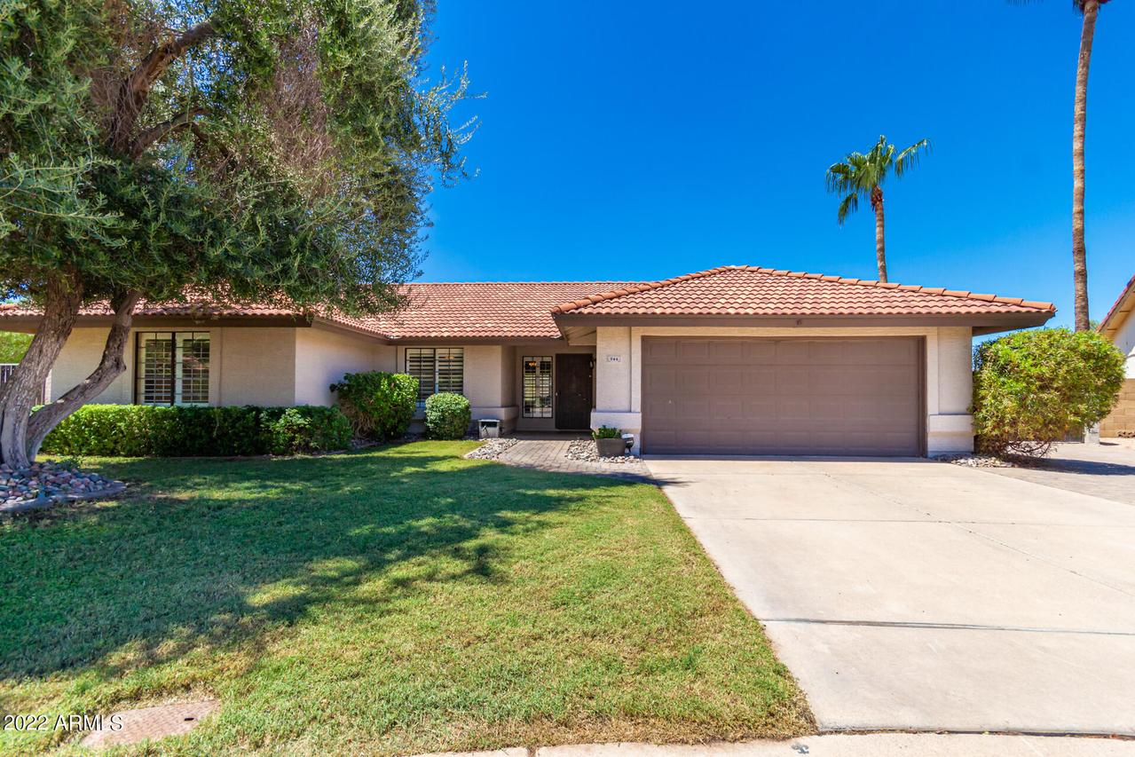 944 N Ambrosia St., Mesa, AZ 85205