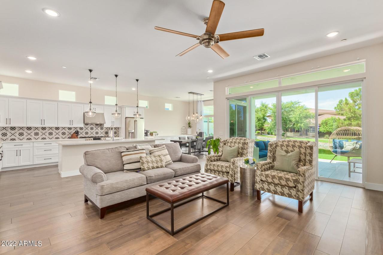 2777 W Queen Creek Rd. #19, Chandler, AZ 85248