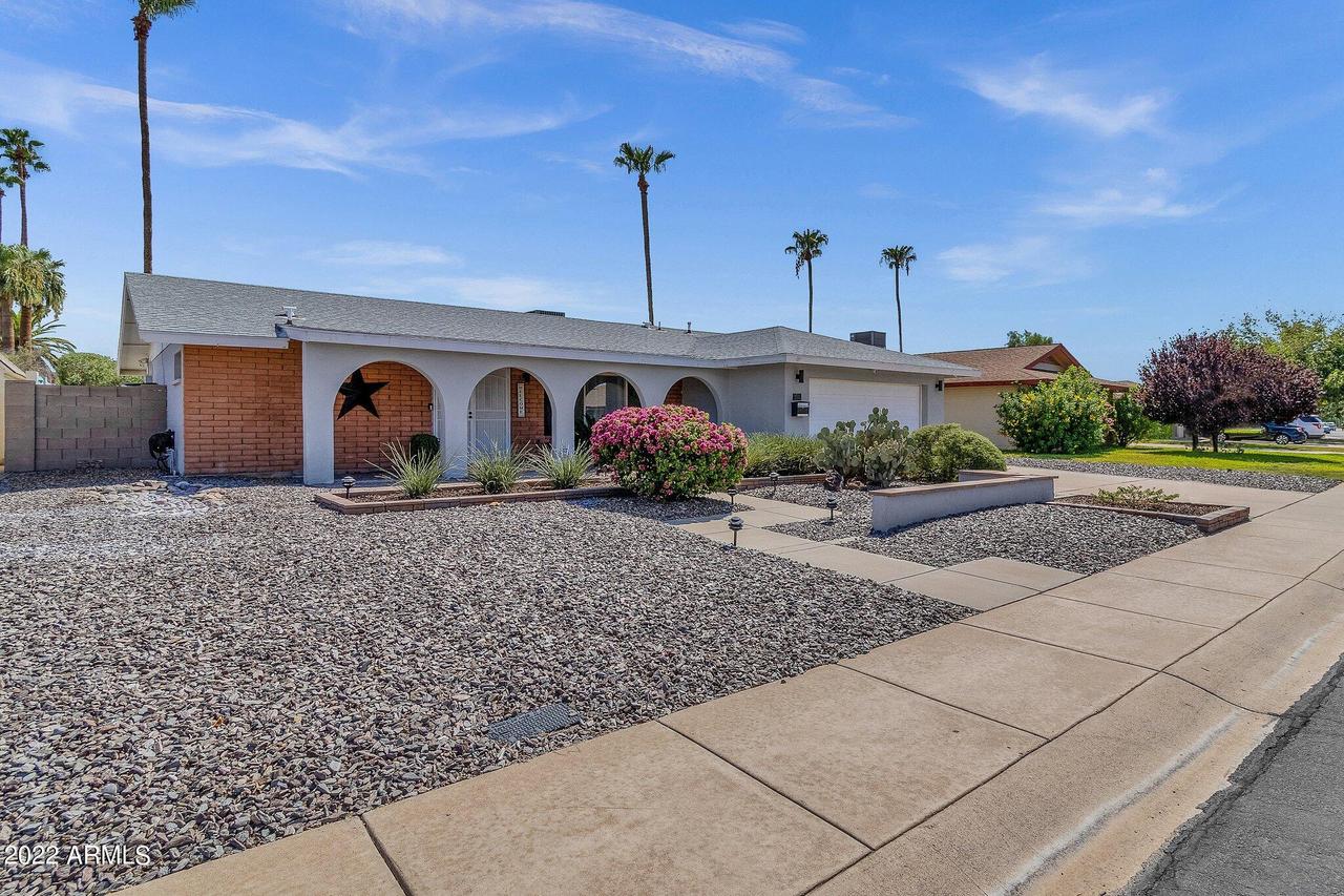 2531 E Huntington Dr., Tempe, AZ 85282