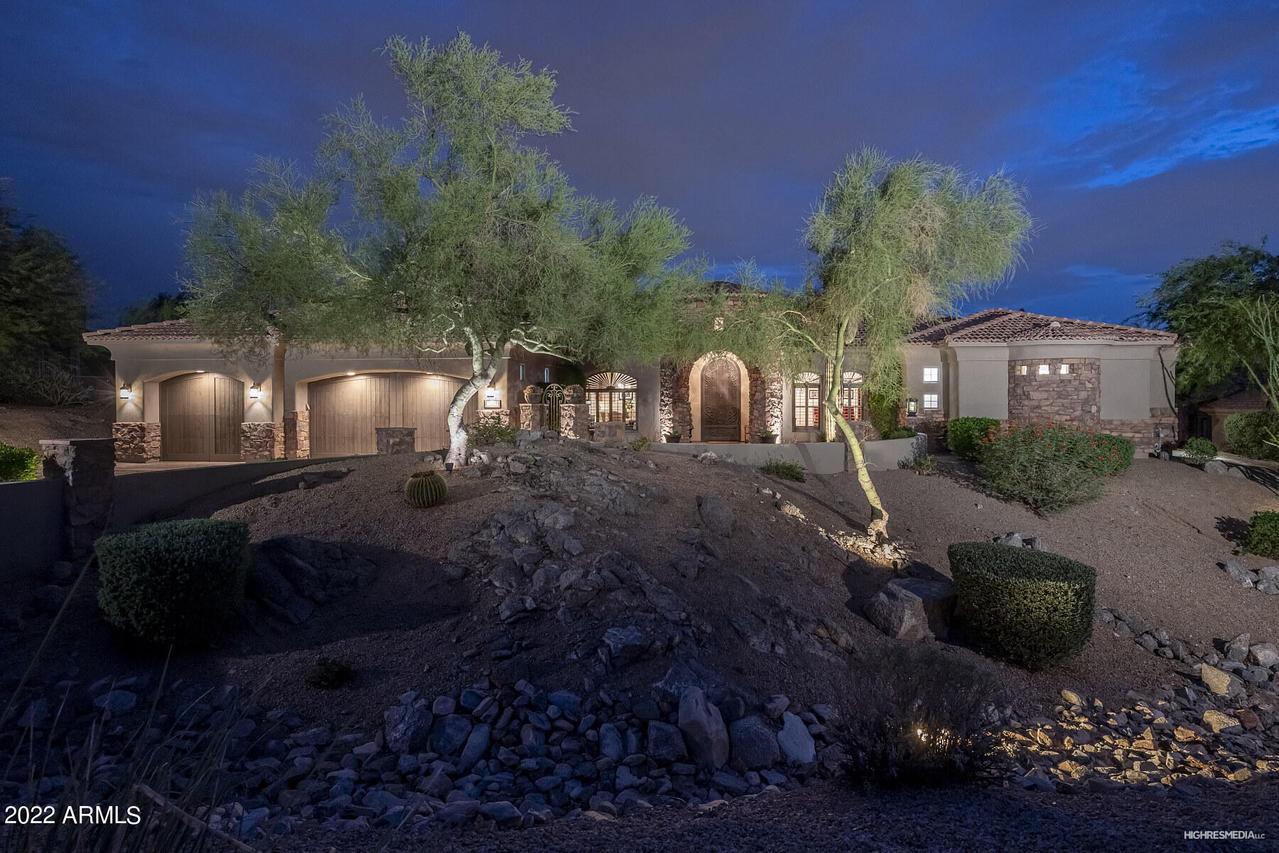 7637 E Summit Trail St., Mesa, AZ 85207