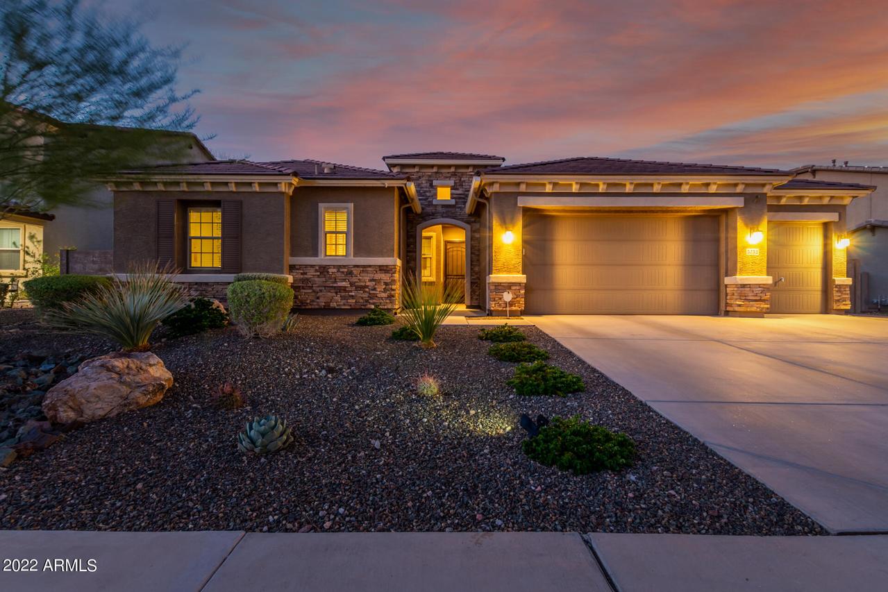 3732 W Lanham Dr., New River, AZ 85087