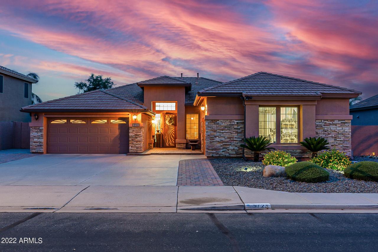 9723 E Laguna Azul Ave., Mesa, AZ 85209