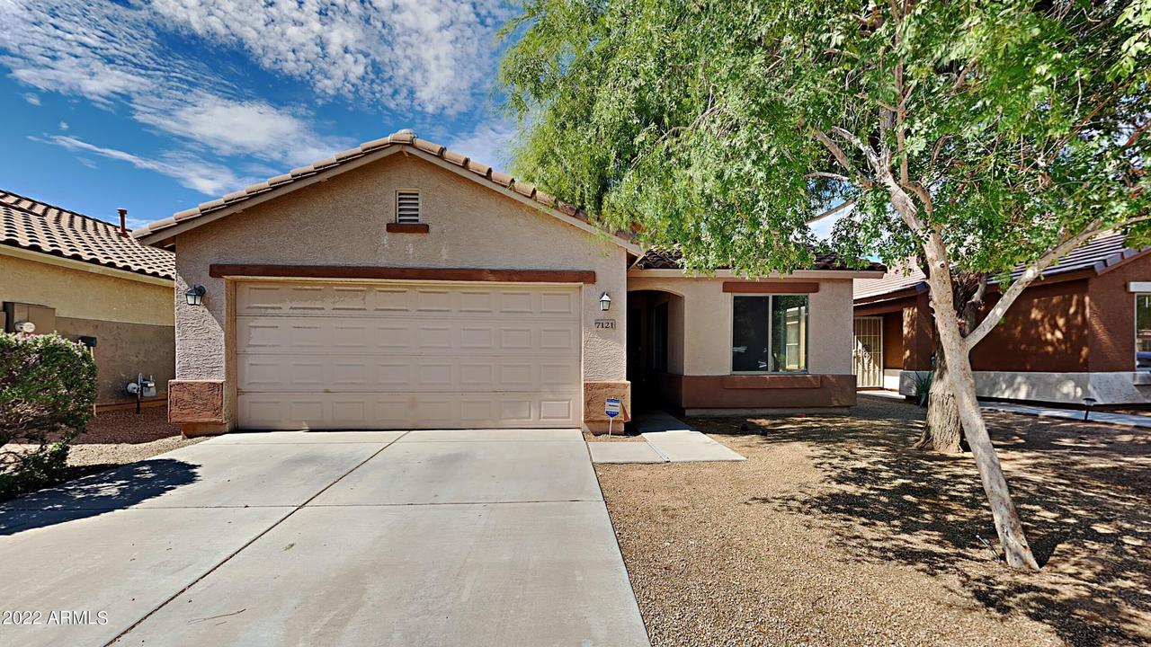 7121 W Beverly Rd., Laveen, AZ 85339