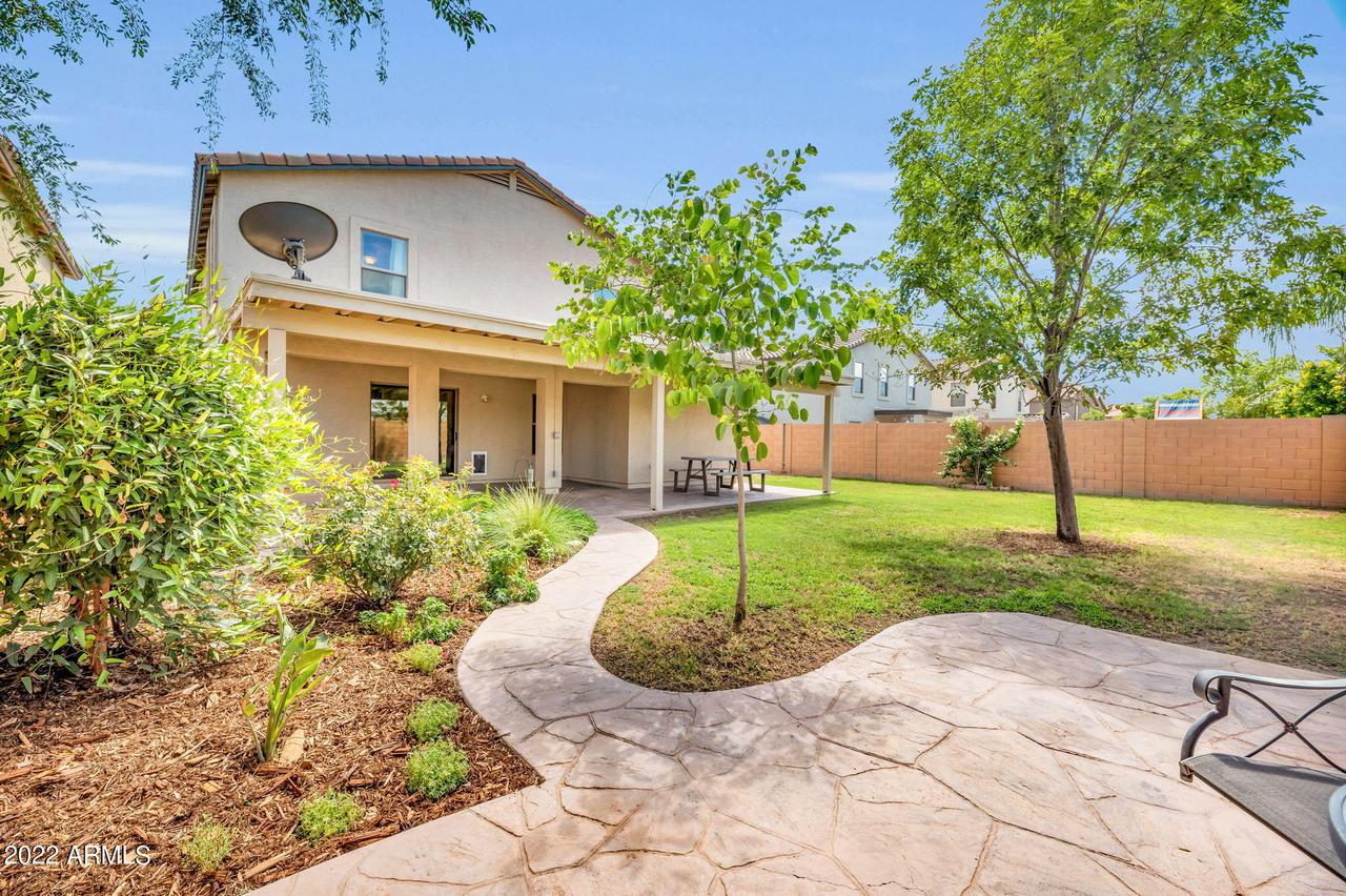 4304 E Whitehall Dr., San Tan Valley, AZ 85140