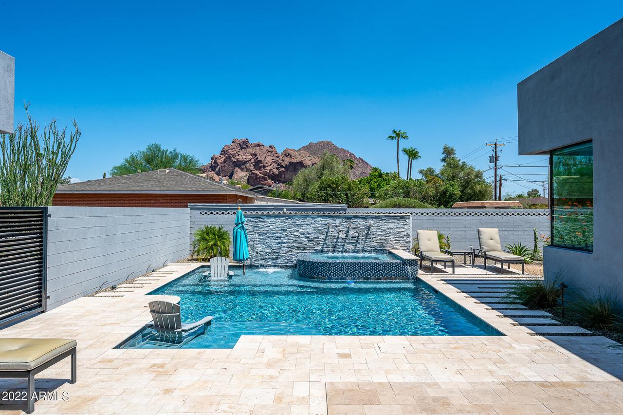 4311 E Stanford Dr., Phoenix, AZ 85018