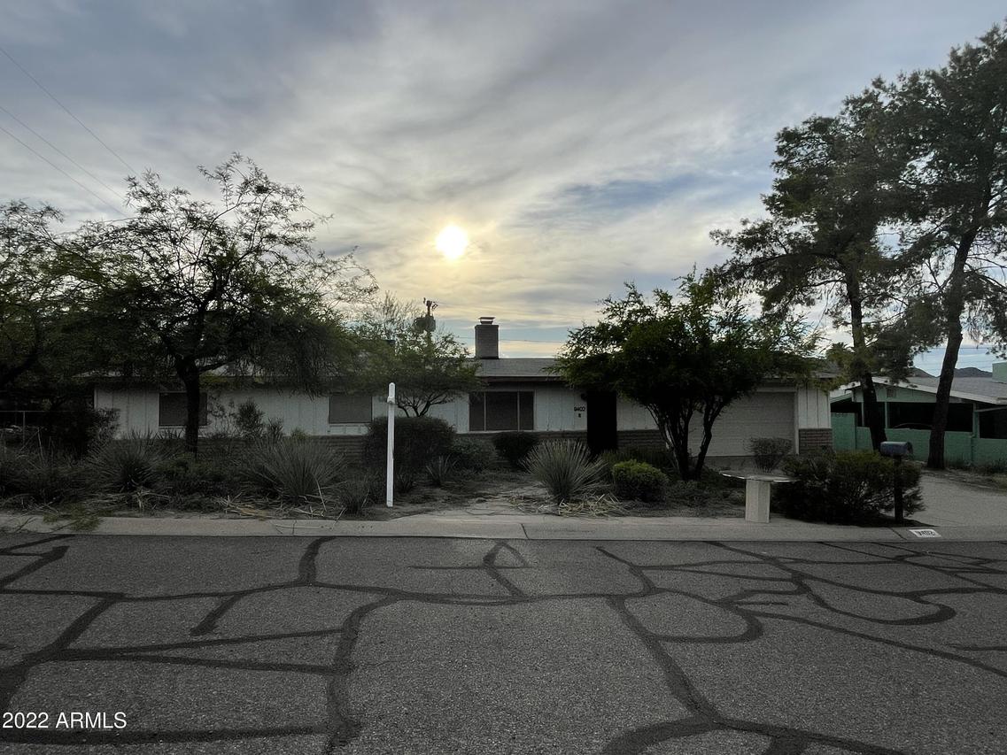 9402 N 16th Pl., Phoenix, AZ 85020