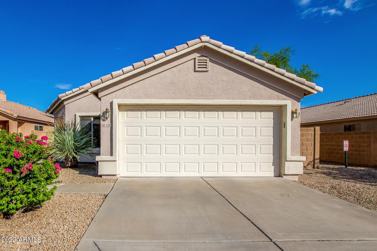 2205 E Mariposa Grande Dr., Phoenix, AZ 85024