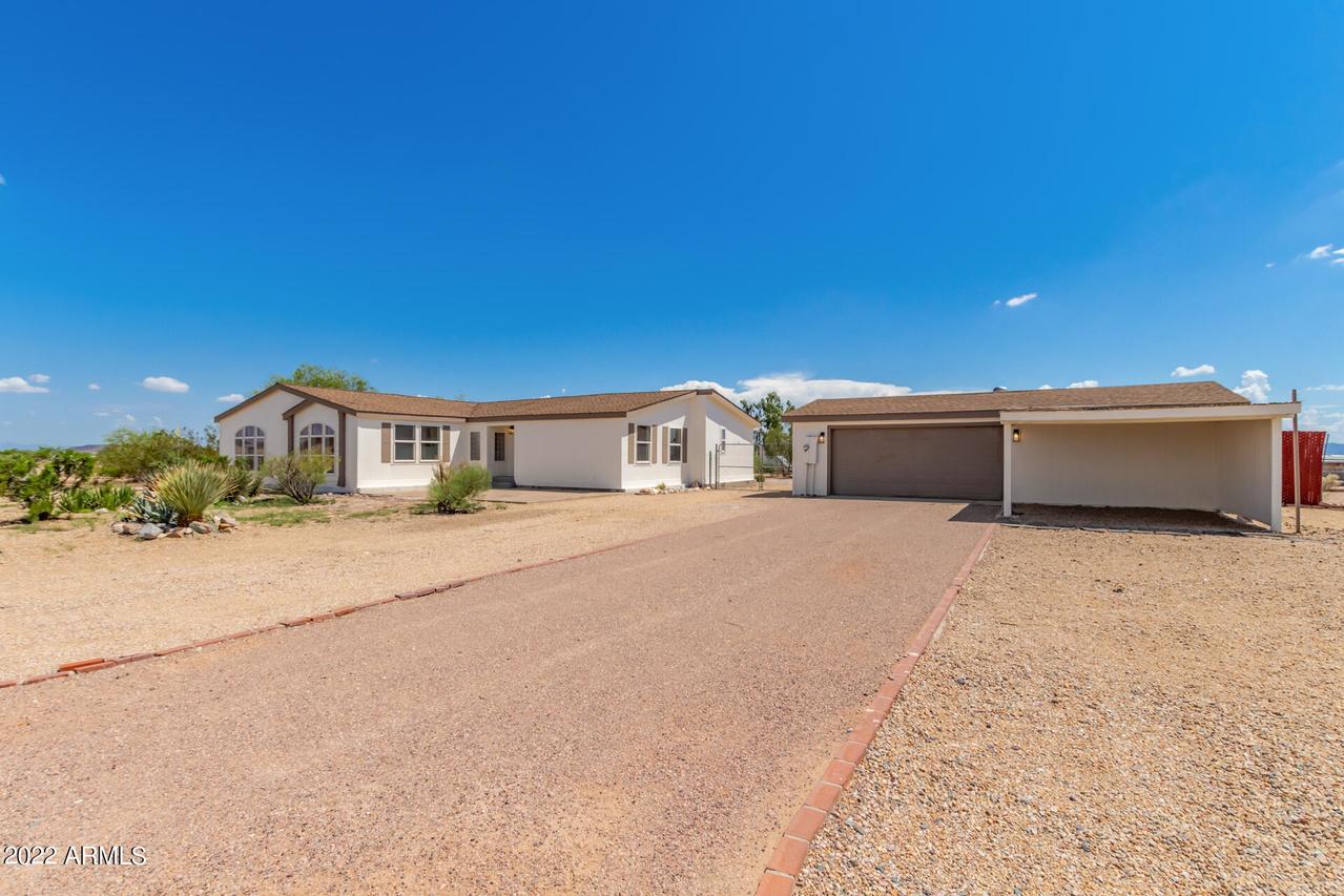35007 W Siesta Way, Tonopah, AZ 85354