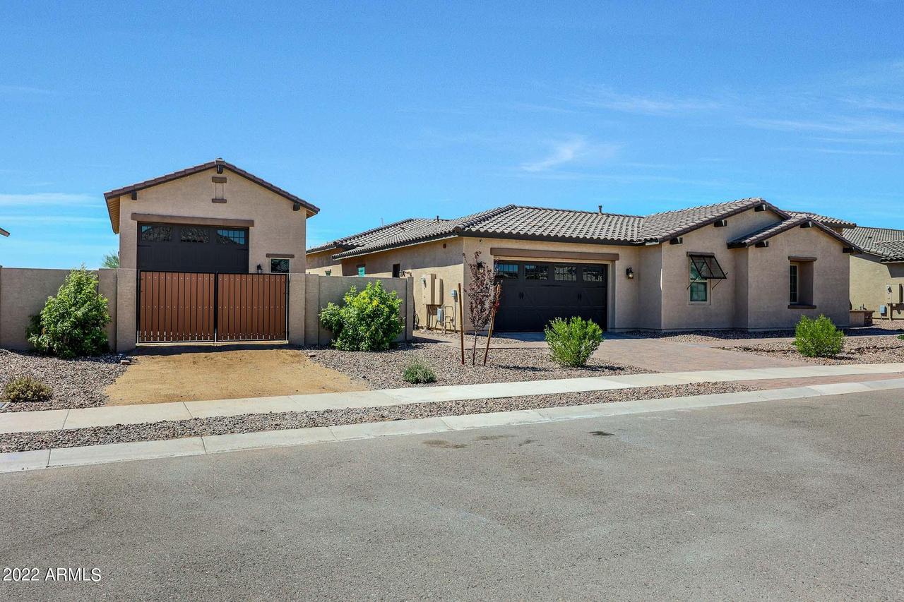 23300 N 76th Ln., Peoria, AZ 85383