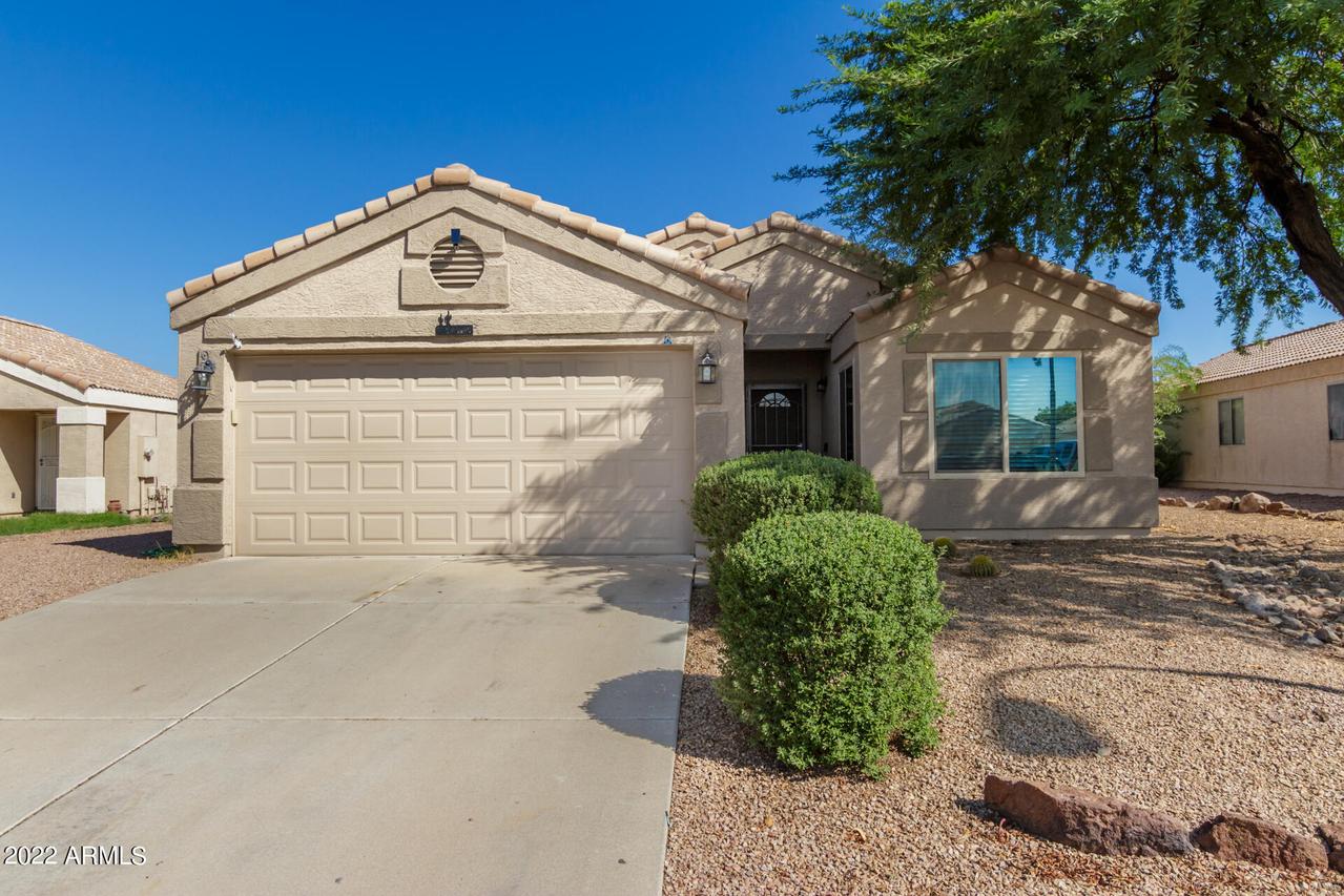 1110 W 22nd Ave., Apache Junction, AZ 85120