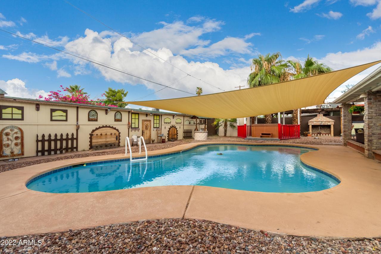 4202 W Citrus Way, Phoenix, AZ 85019