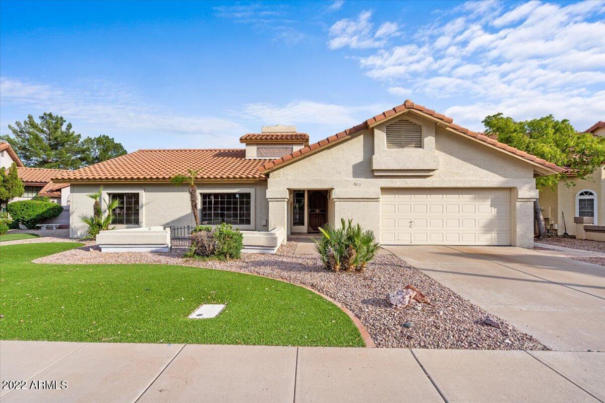 2325 E Pelican Ct., Gilbert, AZ 85234