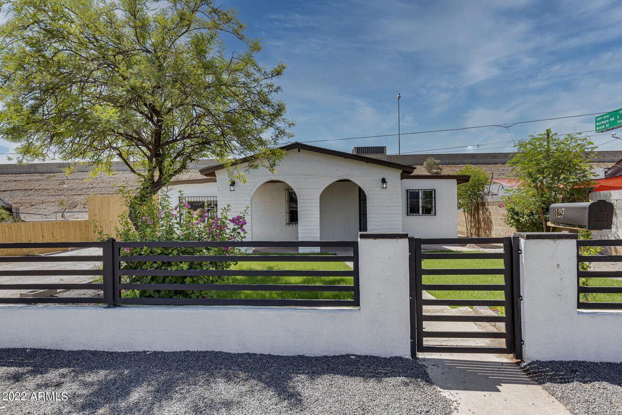 1129 W Apache St., Phoenix, AZ 85007