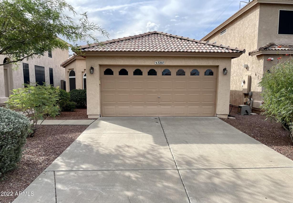 3207 E Kerry Ln., Phoenix, AZ 85050