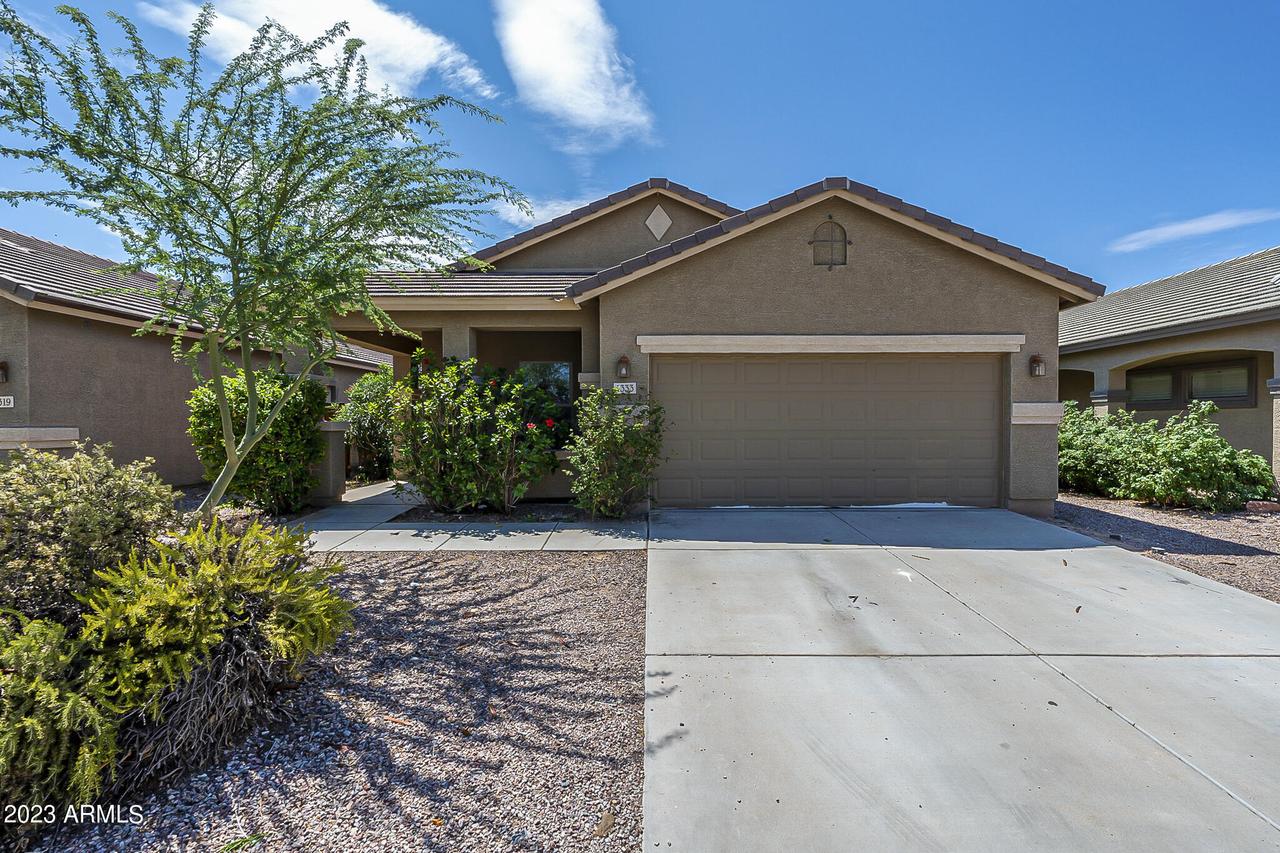 1333 W Brangus Way, San Tan Valley, AZ 85143