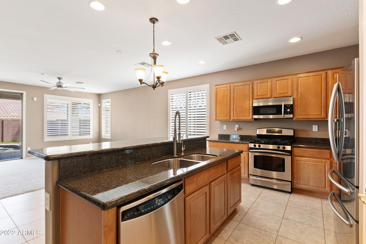 41017 N Prestancia Dr., Anthem, AZ 85086