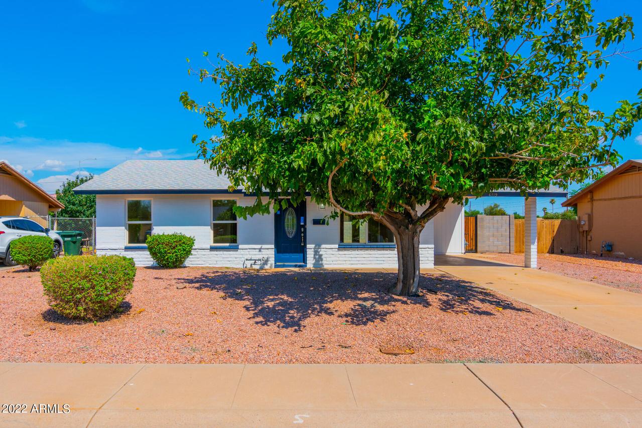 4119 N 88th Ave., Phoenix, AZ 85037