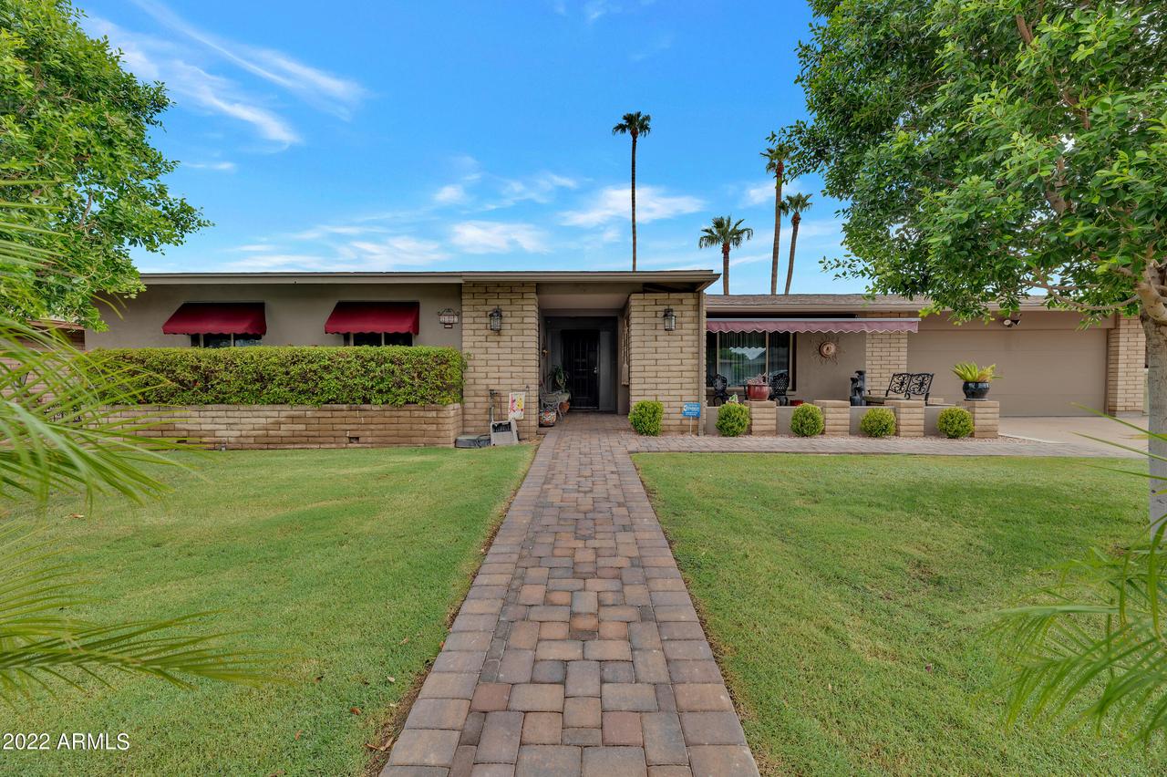4620 W Seldon Ln., Glendale, AZ 85302