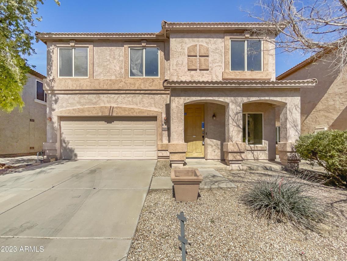 1222 E Canyon Tr., San Tan Valley, AZ 85143
