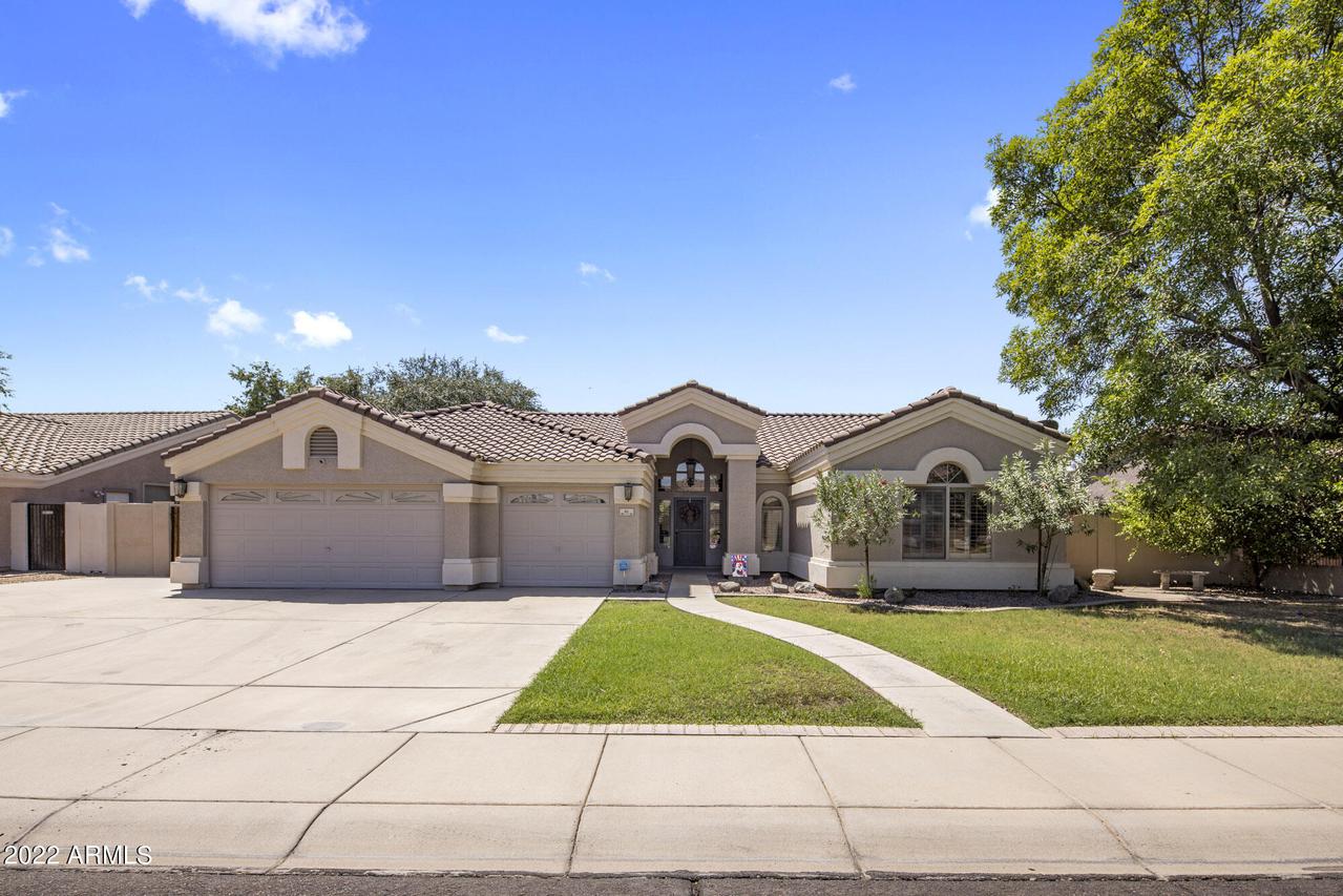 81 W Windsor Dr., Gilbert, AZ 85233