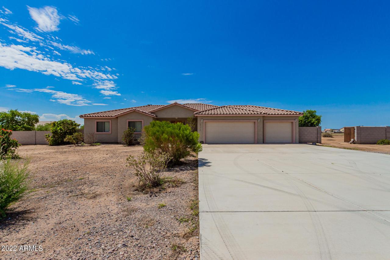 6776 N Overfield Rd., Casa Grande, AZ 85194