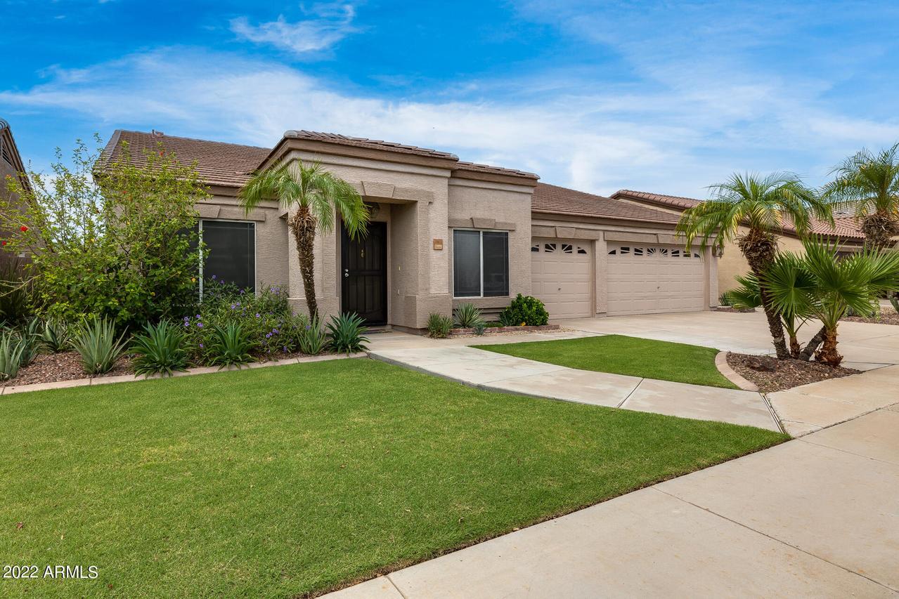 10615 E Coralbell Ave., Mesa, AZ 85208