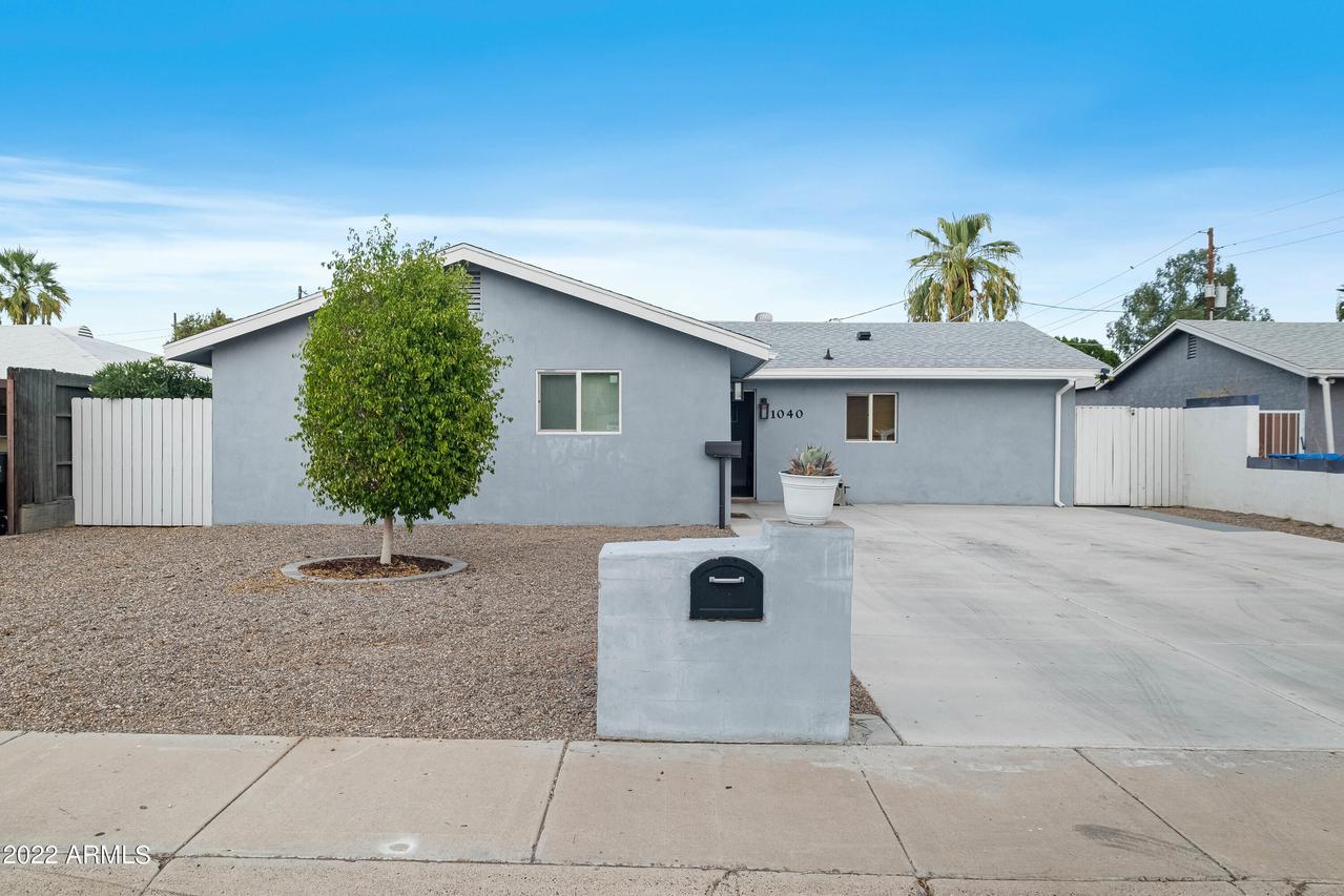 1040 E Highland Ave., Phoenix, AZ 85014