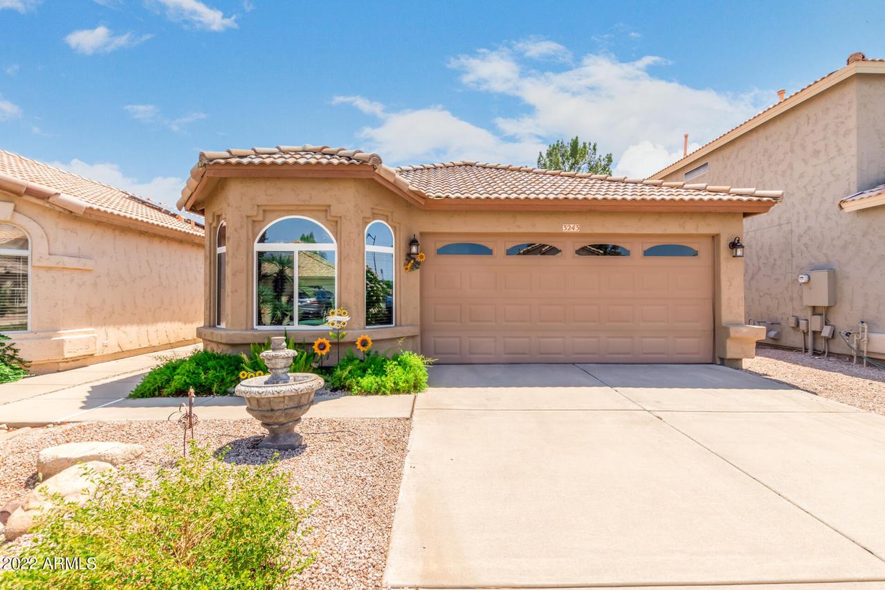 3243 E Kerry Ln., Phoenix, AZ 85050