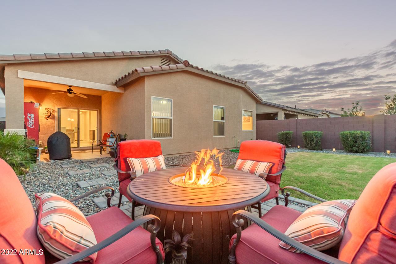 878 W Banyan Ave., Queen Creek, AZ 85140