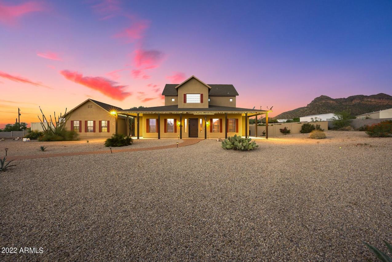 5258 N Warner Dr., Apache Junction, AZ 85120