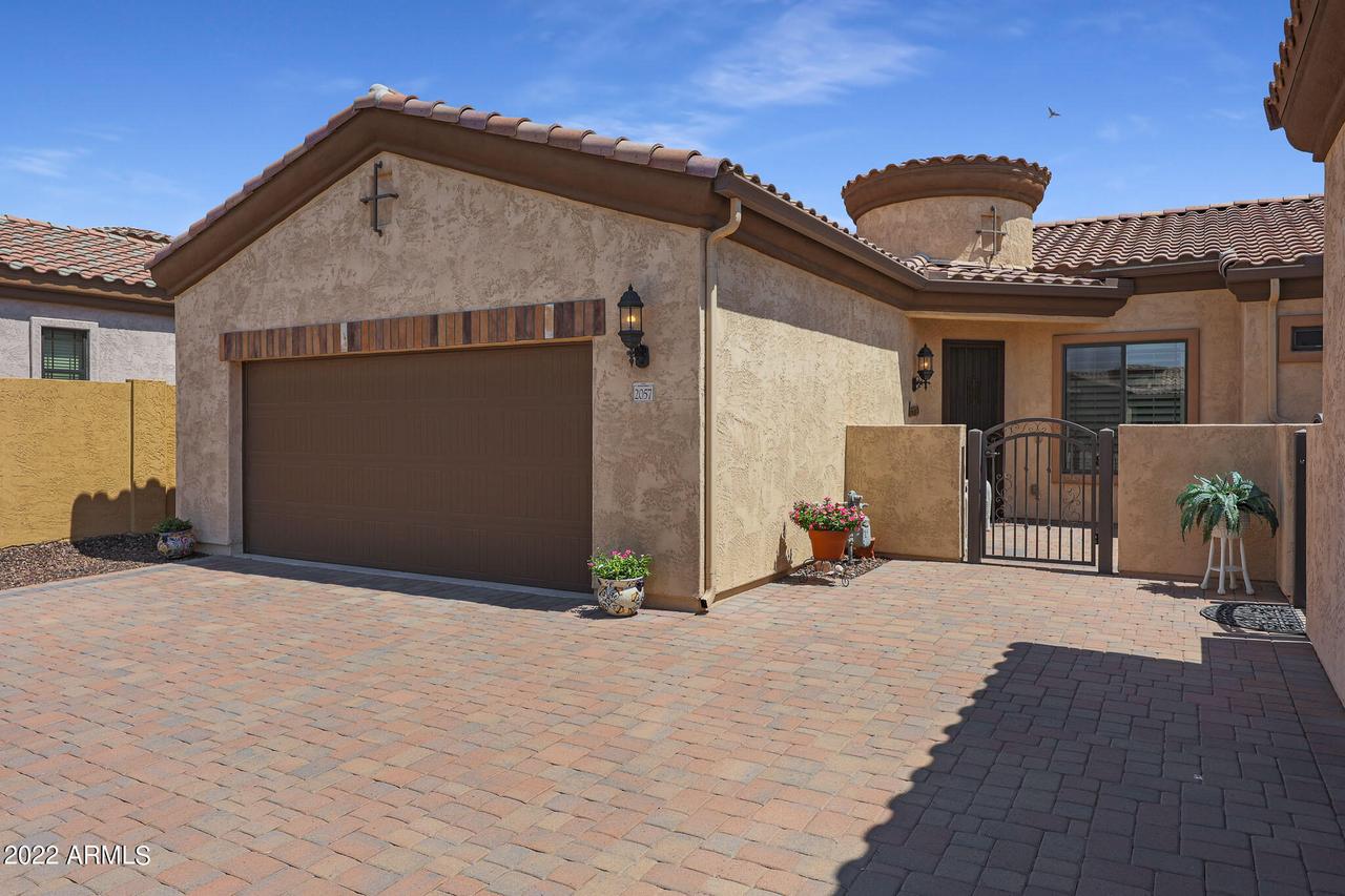 2057 N 88th St., Mesa, AZ 85207