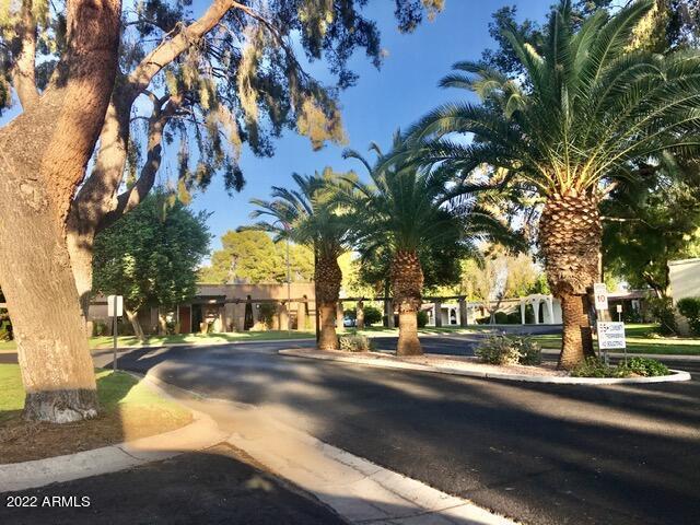 131 N Higley Rd. #213, Mesa, AZ 85205