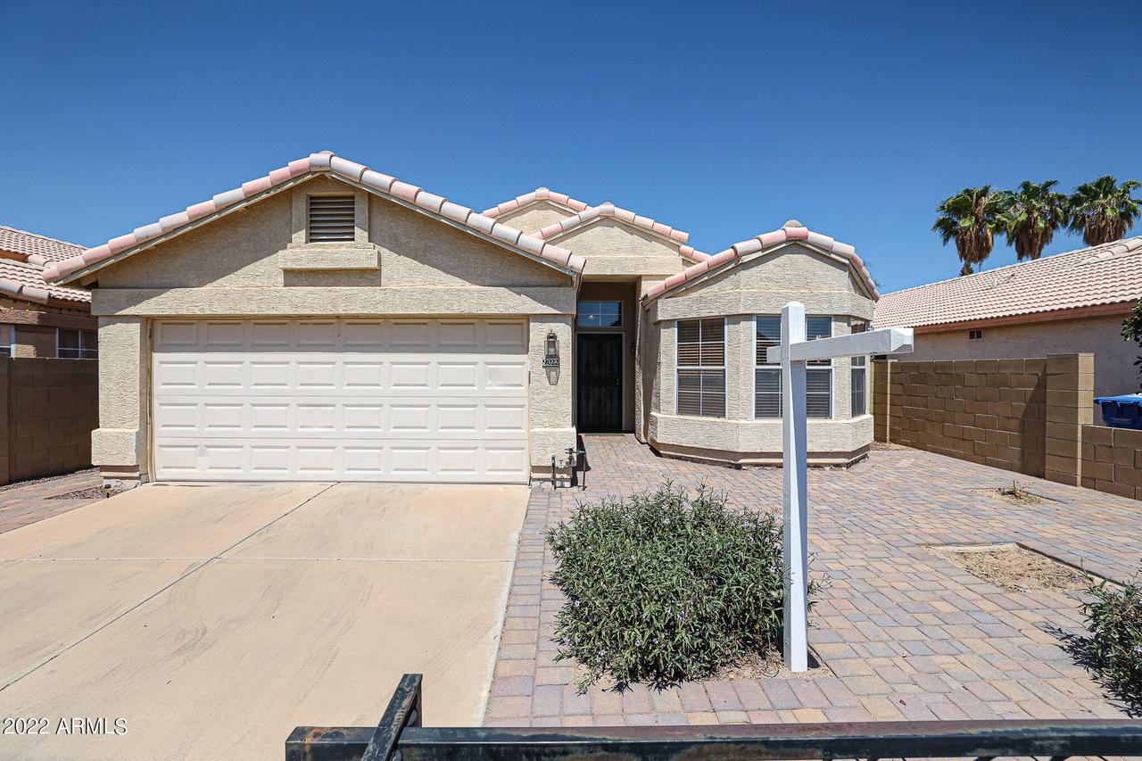 9022 W Hubbell St., Phoenix, AZ 85037