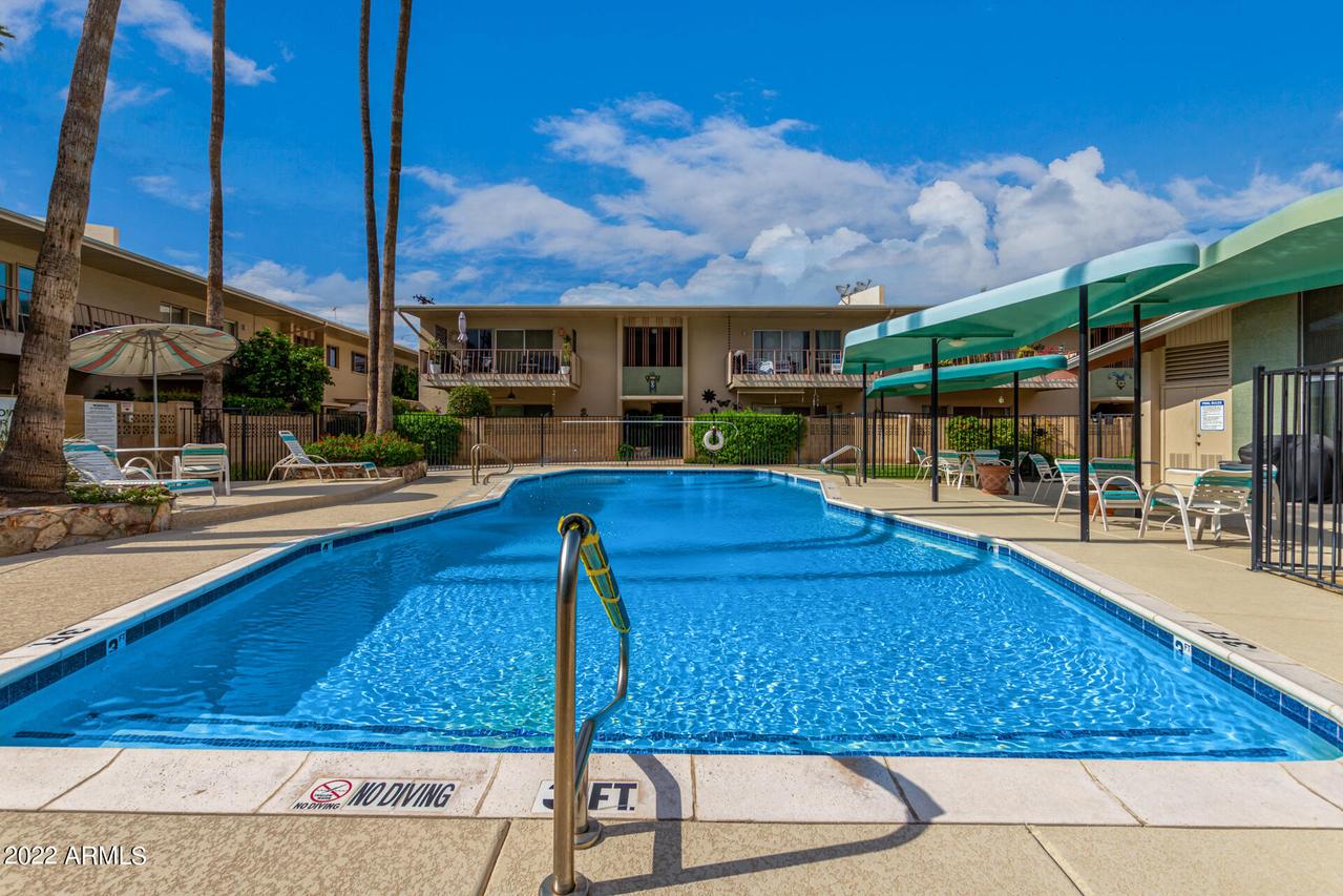 520 W Clarendon Ave. #F9, Phoenix, AZ 85013