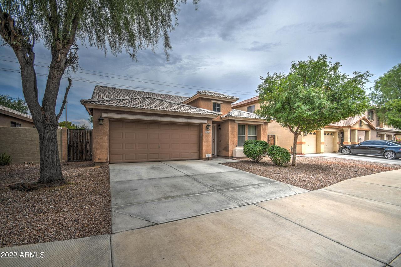 10530 W La Reata Ave., Avondale, AZ 85392